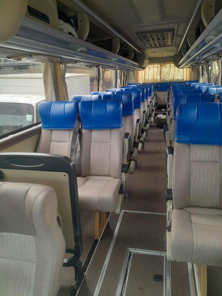 Interior Lega Sewa Bus Pariwisata Medan - Gondrong Tour