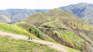 Medan ke Danau Toba Berapa Jam - Bukit Holbung - Gondrong Tour Medan