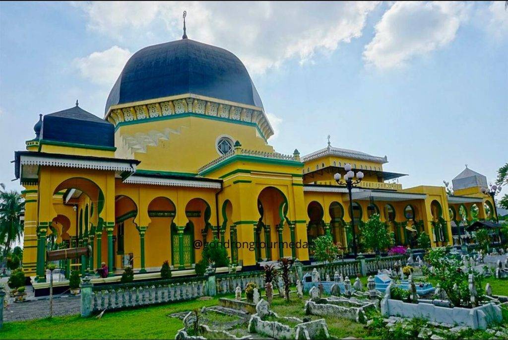 Masjid Al Osmani Medan