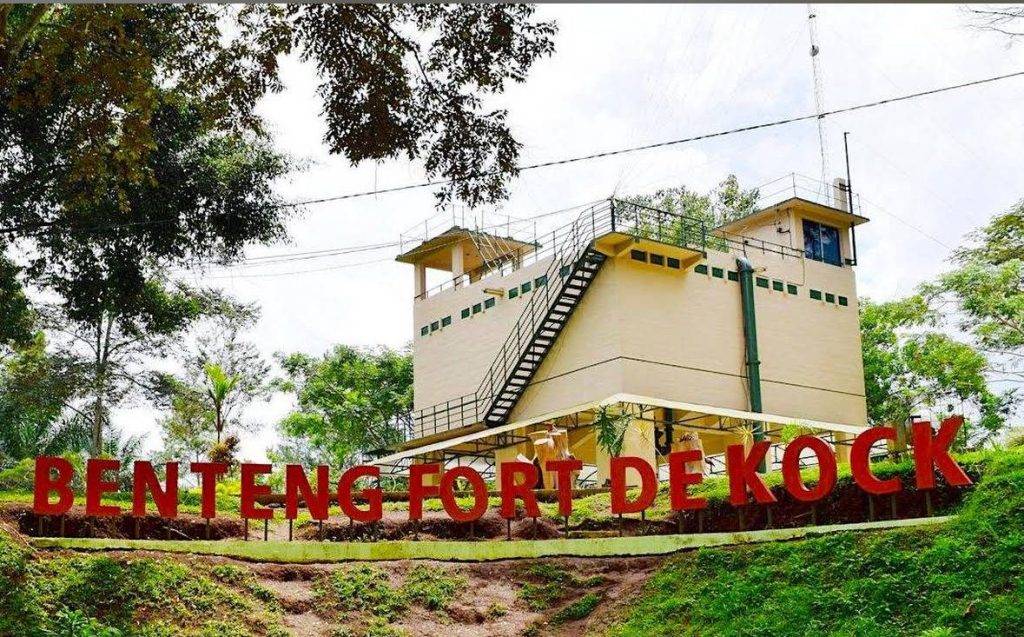 Benteng Fort De Kock - Gondrong Tour