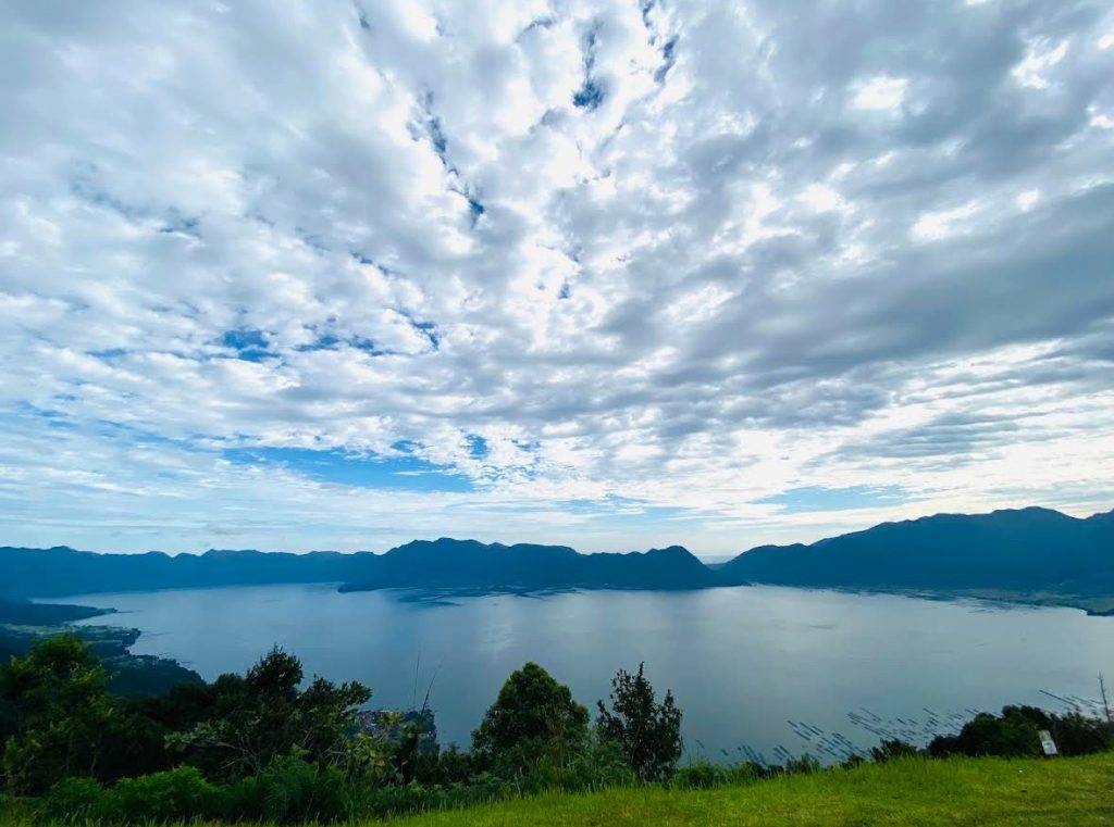 Danau Maninjau - Gondrong Tour