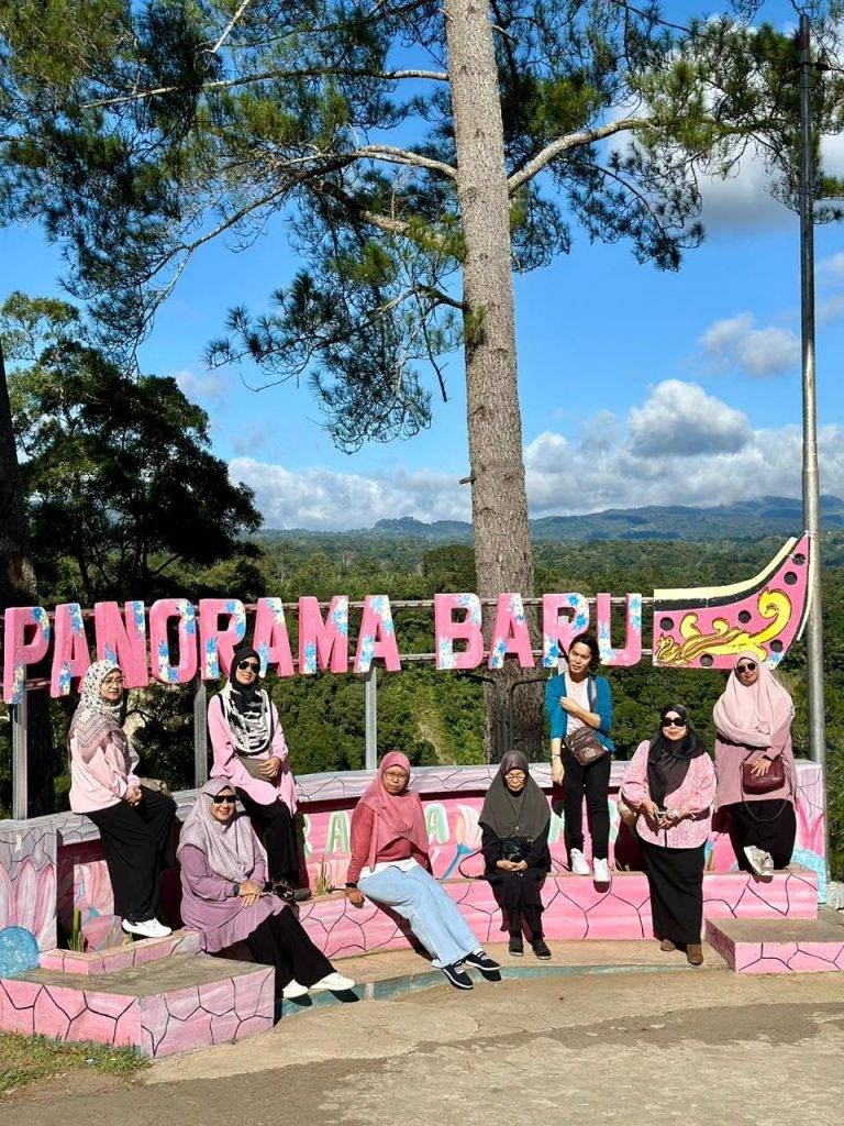 Panorama Baru Ngarai Sianok - Gondrong Tour