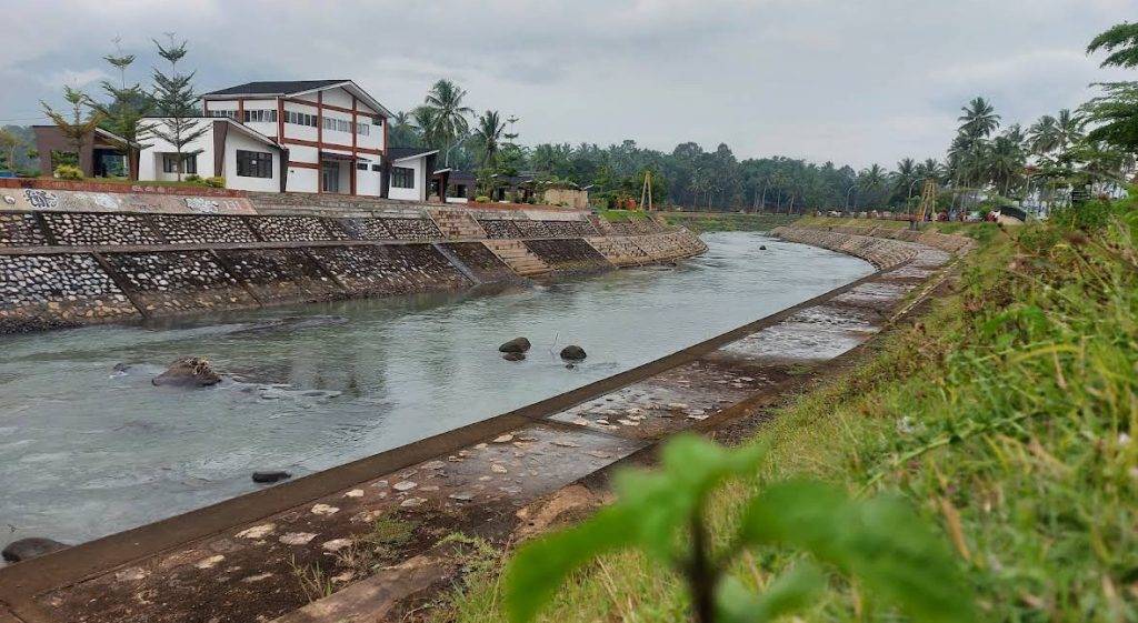 Batang Agam River Park - Gondrong Tour