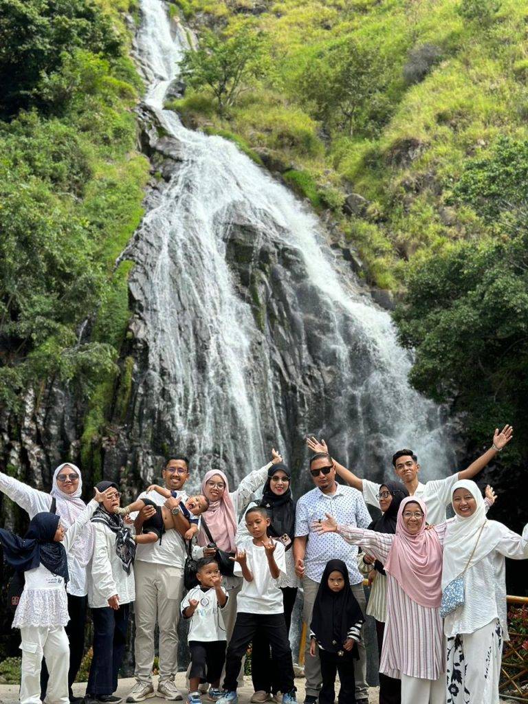 Air Terjun Efrata - Gondrong Tour