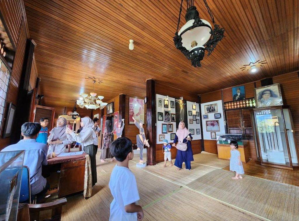 Aktivitas Edukasi di Museum Buya Hamka - Gondrong Tour