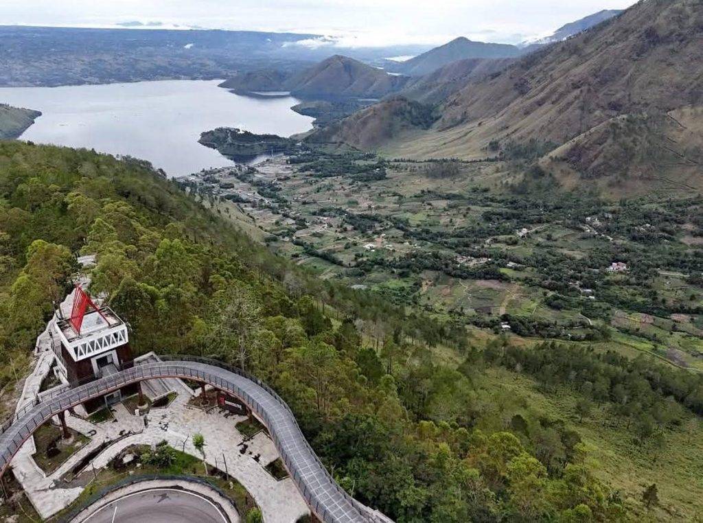 Apa Itu Menara Pandang Tele - Gondrong Tour