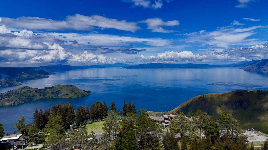Danau Toba - Gondrong Tour Medan