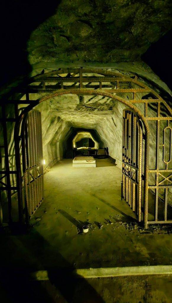 Daya Tarik Wisata Sejarah Lobang Jepang - Bukittinggi