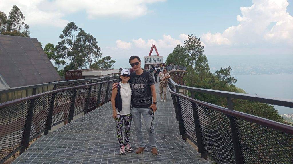 Pengalaman Mengunjungi Menara Pandang Tele - Gondrong Tour