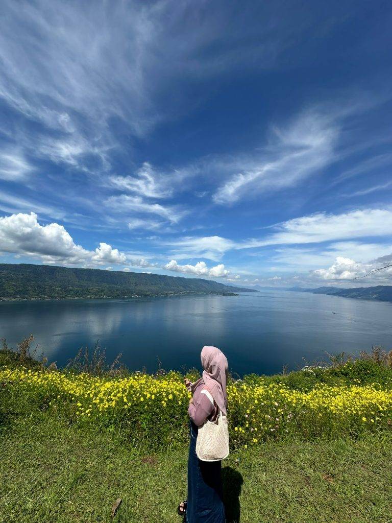 Aktivitas Yang Bisa di Lakukan di Bukit Senyum Motung - Gondrong Tour