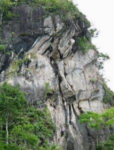 Batu Gantung - Gondrong Tour