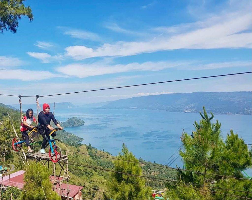 Spot Foto Bukit Indah Simarjarunjung - Gondrong Tour
