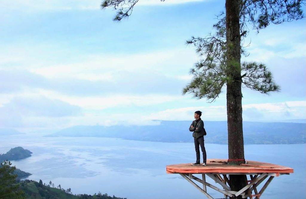 Spot Foto Viral Bukit Indah Simarjarunjung - Gondrong Tour
