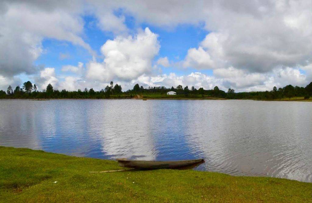 Danau Aek Natonang - Gondrong Tour