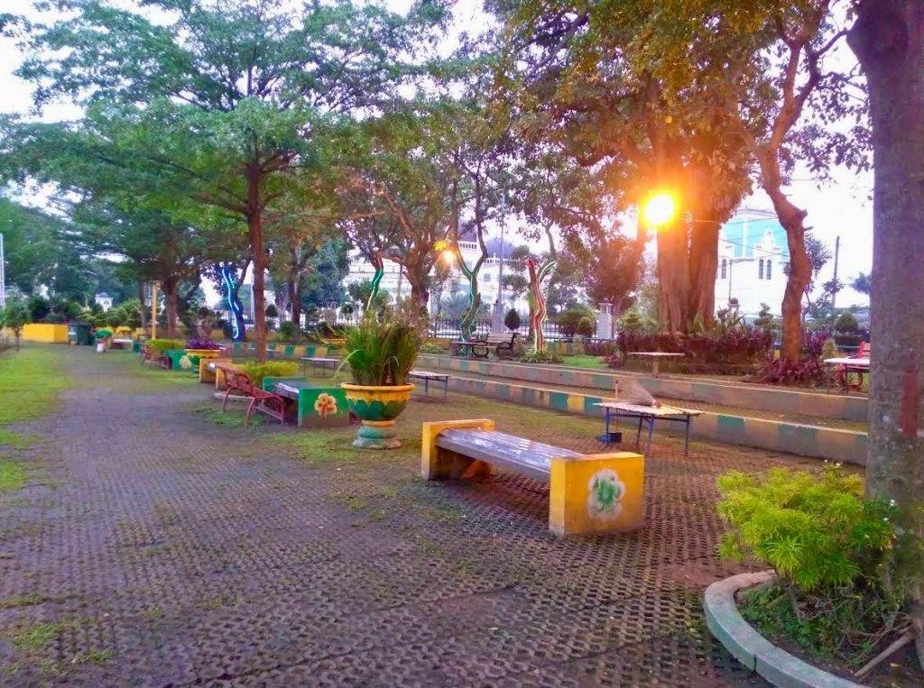 Daya Tarik Taman Sri Deli - Gondrong Tour